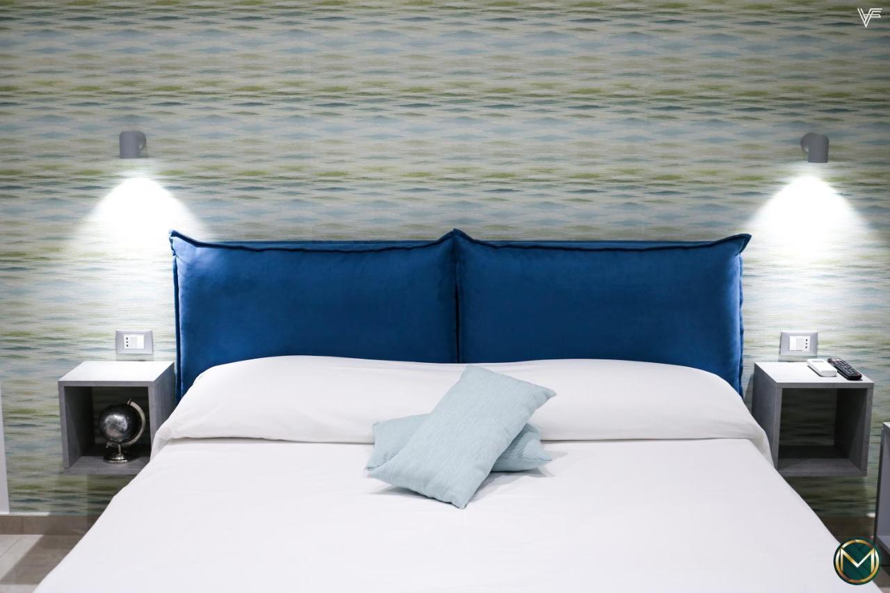 Margherita Boutique Rooms Маргерита-ди-Савойя Экстерьер фото
