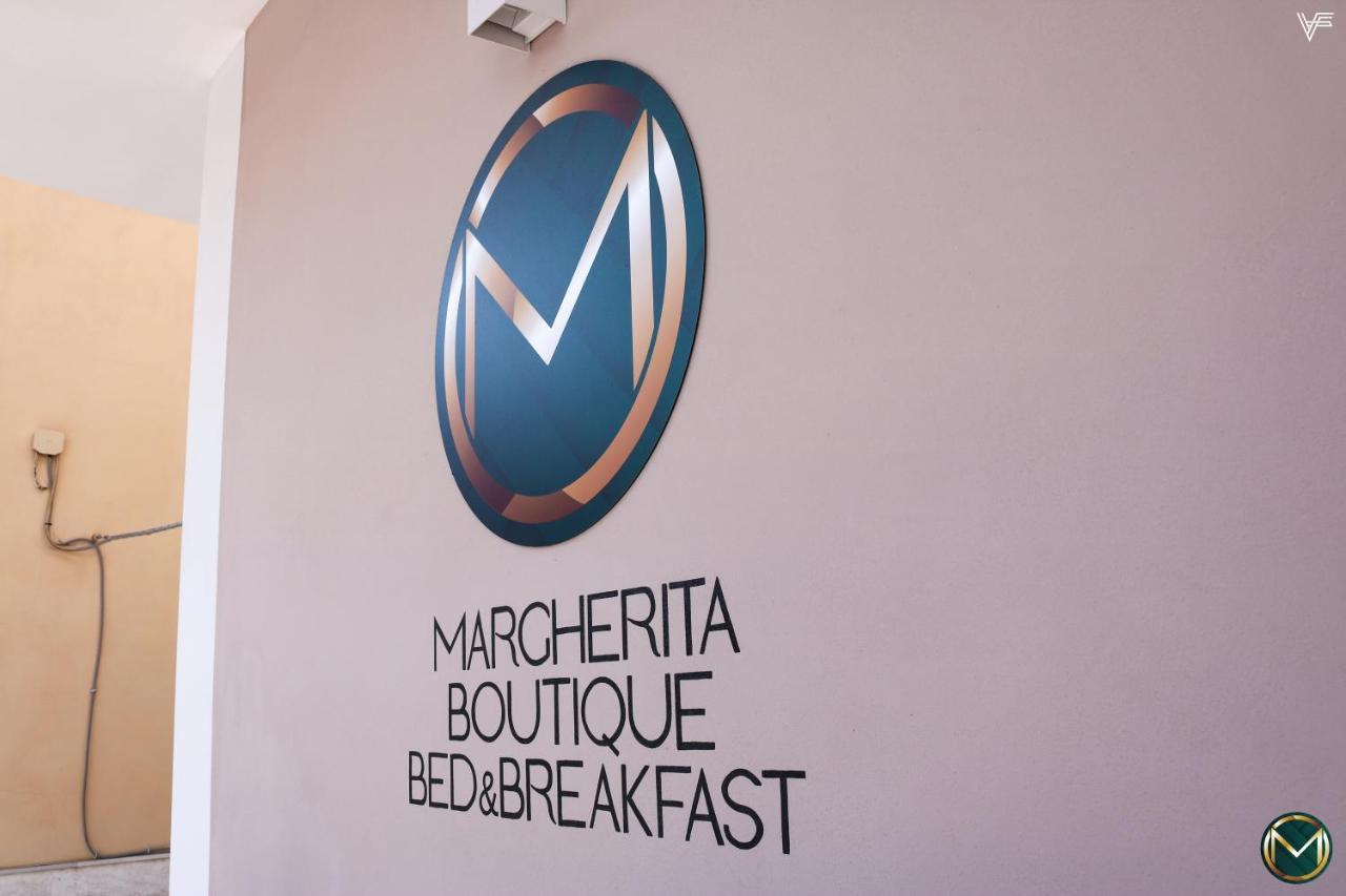 Margherita Boutique Rooms Маргерита-ди-Савойя Экстерьер фото